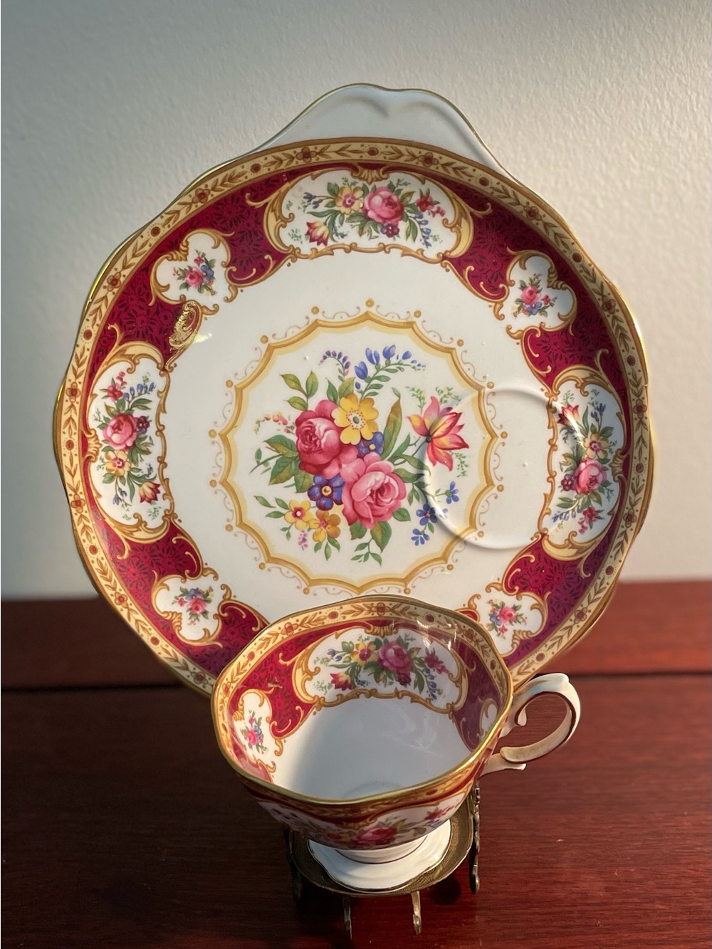 Vintage Royal Albert-Lady Hamilton-English fine bon china set-tea cup+cake plate